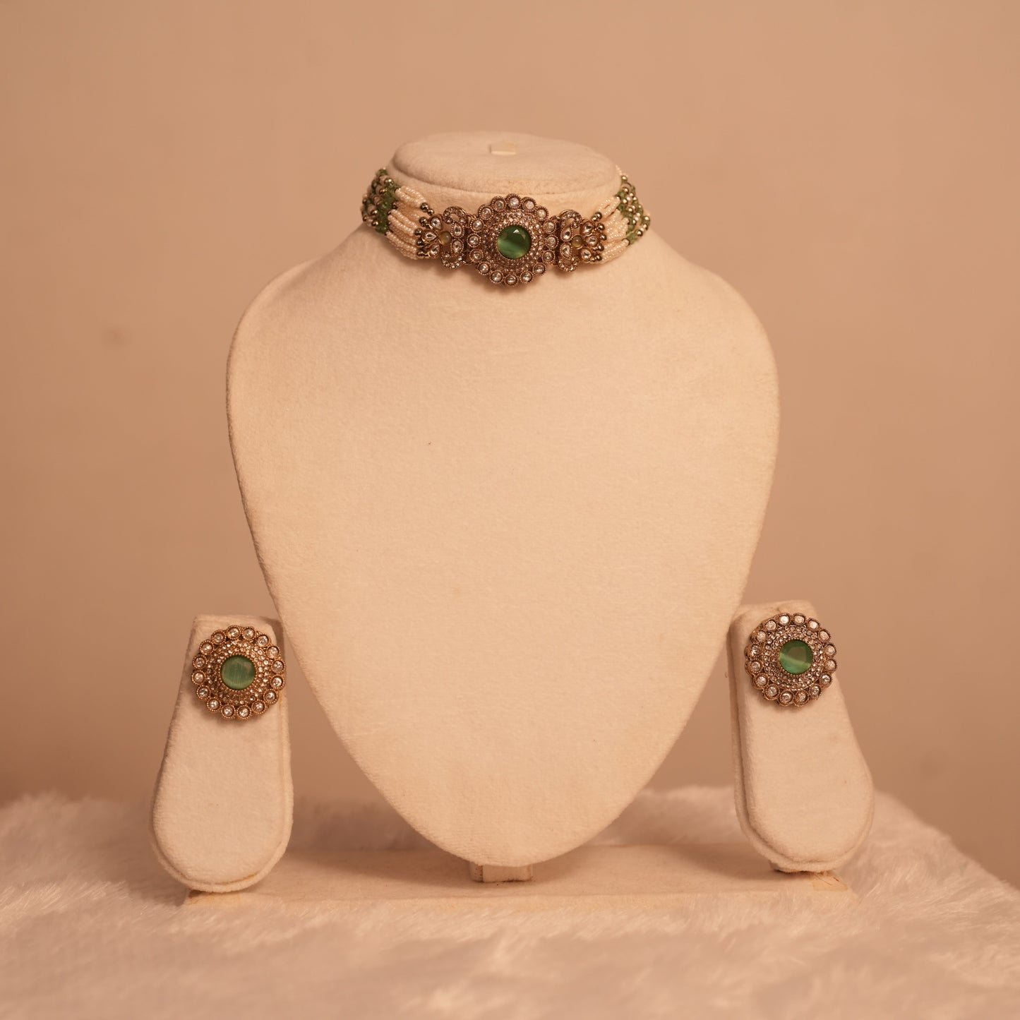 Aurelia Pearl Choker Set