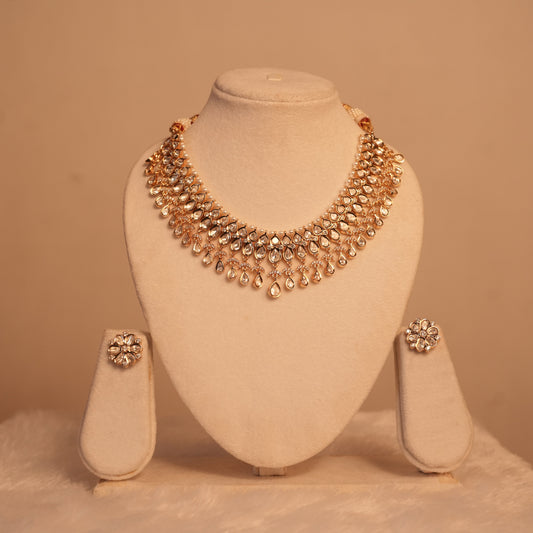 Adhira Kundan Necklace Set
