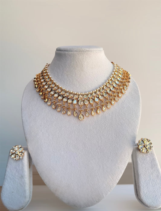 Adhira Kundan Necklace Set