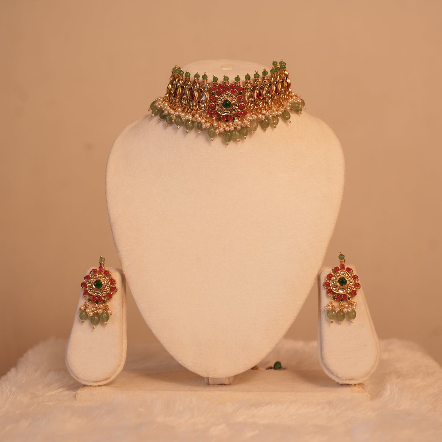 Kesari Kundan Choker Set