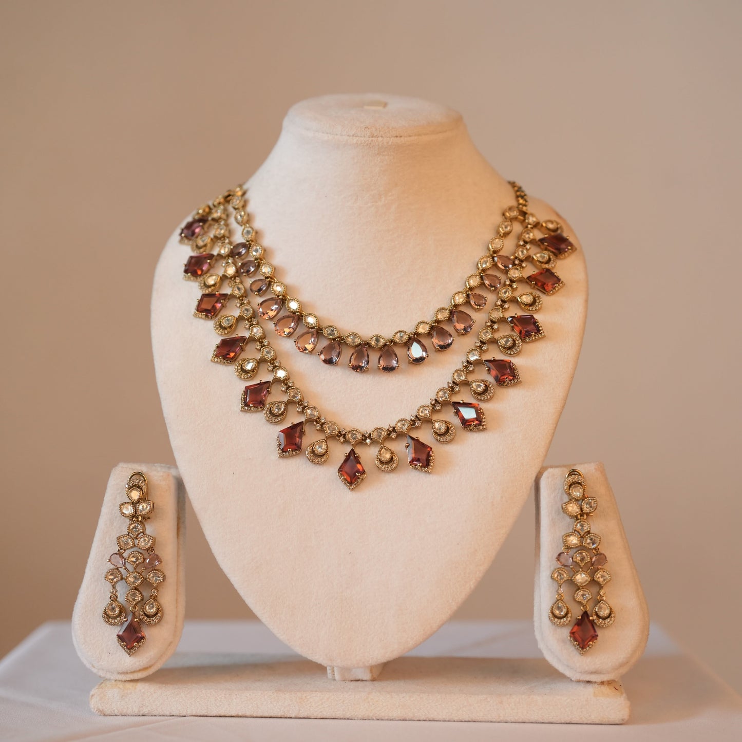 Madirakshi Necklace Set