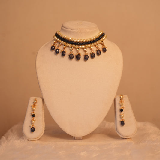 Pearl Aura Choker Set
