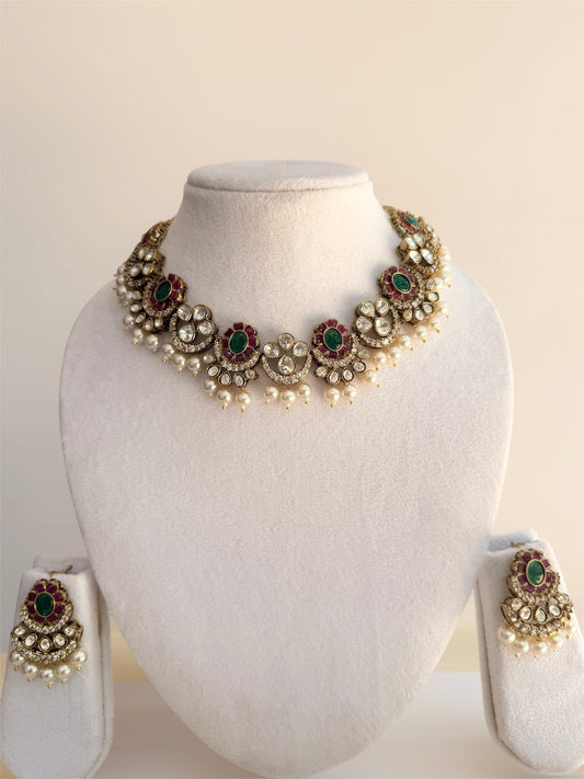 The Polki Bloom Necklace Set