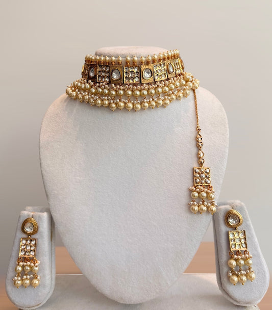 The Rajkumari Gold Kundan Bridal Set